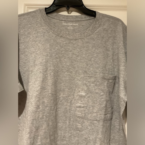 Calvin Klein jeans grey oversized T-shirt size Medium NWT - Picture 6 of 6